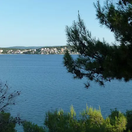 16725a Apartament